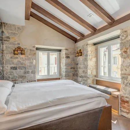 Palace Luxury Retreat * Сплит