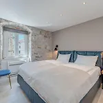 Palace Luxury Retreat Apartment *
