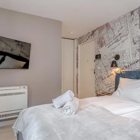 Palace Luxury Retreat 아파트