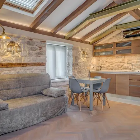 Palace Luxury Retreat Split